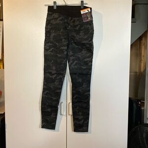 NWT NoBo girls black/grey camo leggings